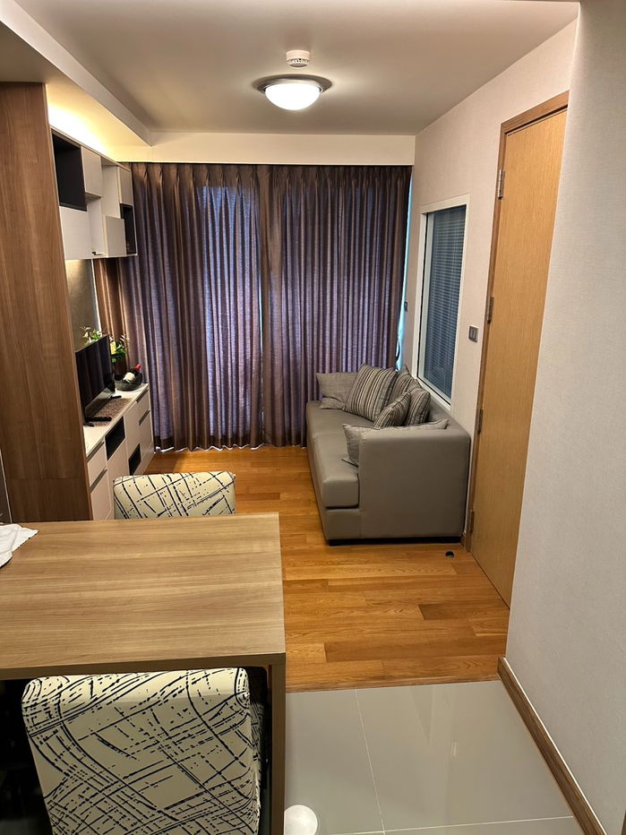 picture Urgent Sale: InterLux Premier Condominium — Prime Location in the Heart of Sukhumvit 13  1 Bedroom | 1 Bathroom - 3/11