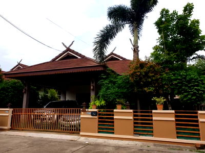 Houses for sale Nong Prue, Chonburi : Single house for sale in South Pattaya, Blue Star Village