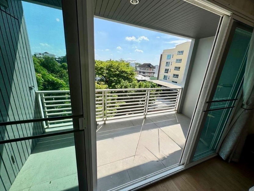 picture 🔥 Room for RENT! at Rawee Varee Condominium  in Nimman area - near to 7-11, University, Supermarke, Cafe, Hospital and etc. - 3/9