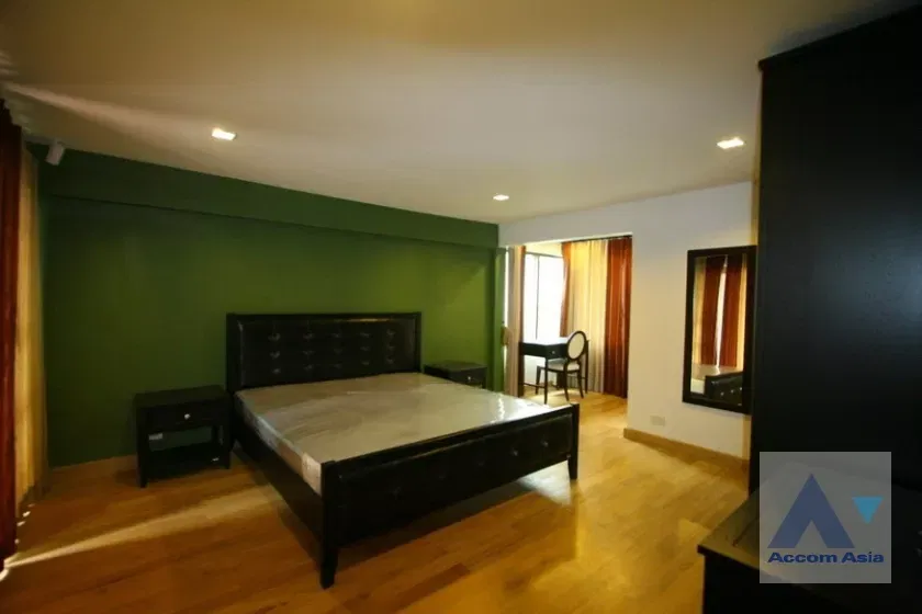 picture 🔼🔽 AccomA 📩 Pet friendly 4 BR House in Khlong Tan Nuea (2316628) - 5/8