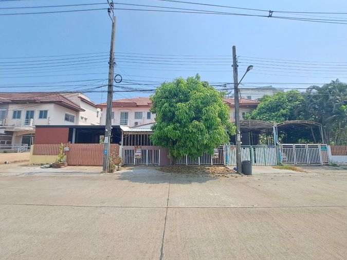 ขายทาวน์โฮม 3 ห้องนอน 141 ตร.ม. 20.8 ตร.ว. เขตคลองสามวา