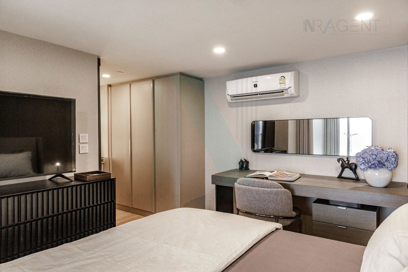 picture 🚩 For Rent Condo LIFE RAMA 4-ASOKE Building 1, Floor 34,Duplex 2 bed room, Room size 52 sqm - 7/8