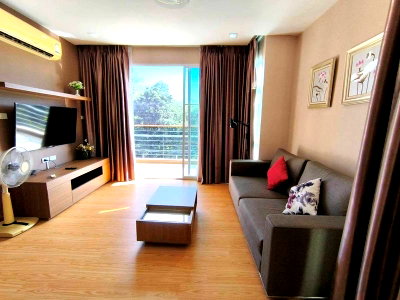 Condos for rent : Condo for rent in Sriracha, fully furnished, move in ready, cheap price, Green Lake Sriracha