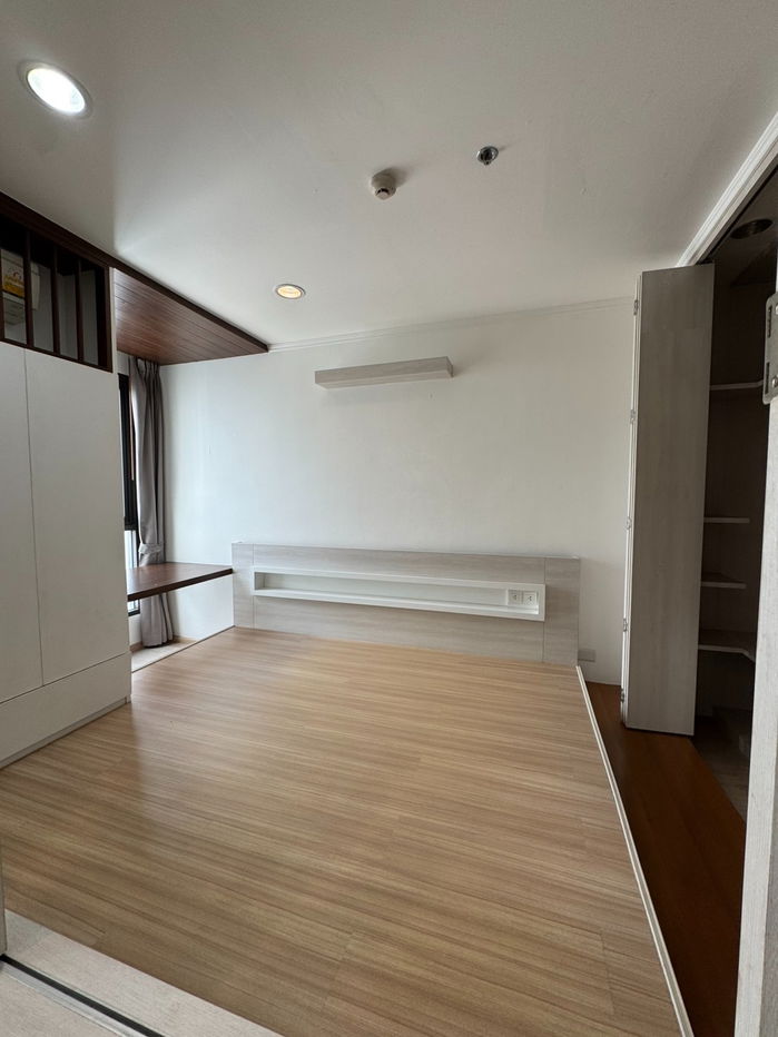 รูป ***เจ้าของขายเอง*** ขายด่วน Ideo Q Ratchathewi (ไอดีโอ คิว ราชเทวี) 34 sqm. ใกล้ BTS ชั้น29 บิ้วอินสวย - รูปที่ 7/17