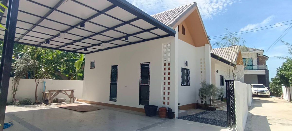 picture New house for sale, one floor, area 55 sq mW.A T.Saladaeng DistrictCity EAng Thong - 1/23