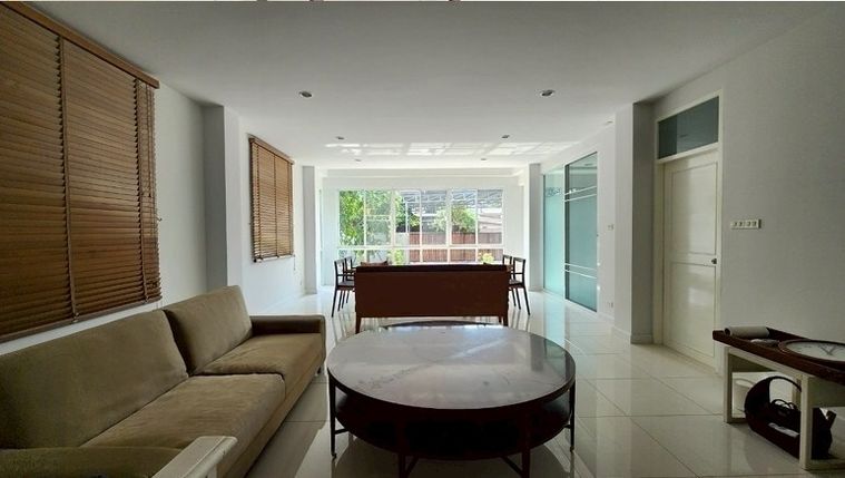 3-bed house for rent, 292.1 sqm, 80 sq wah, Thon Buri