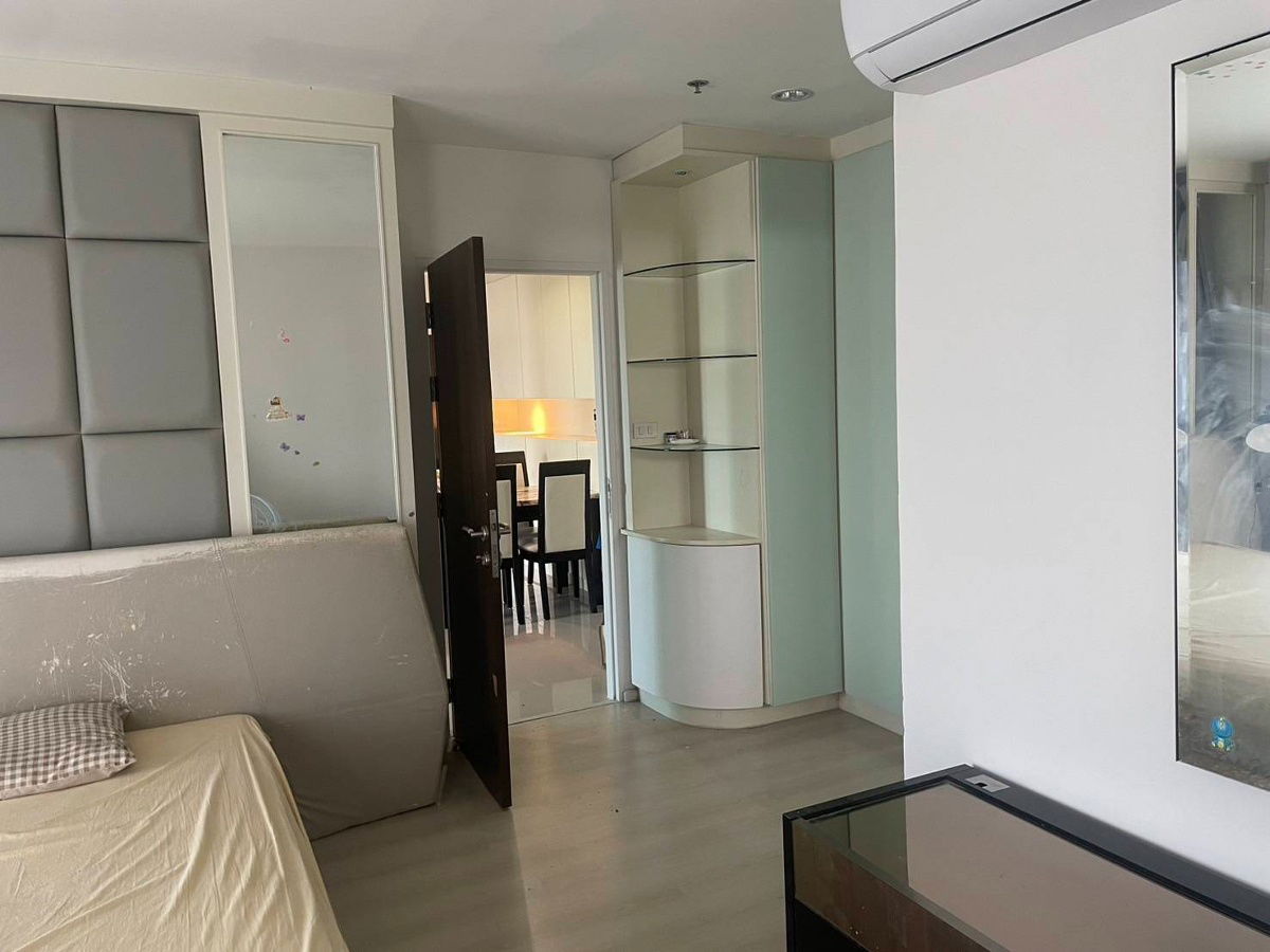 picture EC92562: For Sale! High-Floor, Largest Unit, Fully Renovated– Ready to Move In!  Aspire Sukhumvit 48, Phra Khanong – Near BTS ** - 4/13