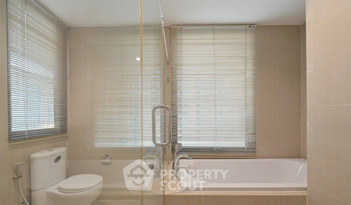 picture 2-BR Condo at Villa Asoke near MRT Phetchaburi (ID 512533) - 14/15