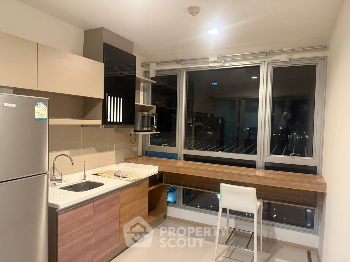 รูป คอนโด 1-ห้องนอน ที่ ริธึ่ม สุขุมวิท 50 ใกล้ BTS อ่อนนุช (ID 1176736) - รูปที่ 3/6