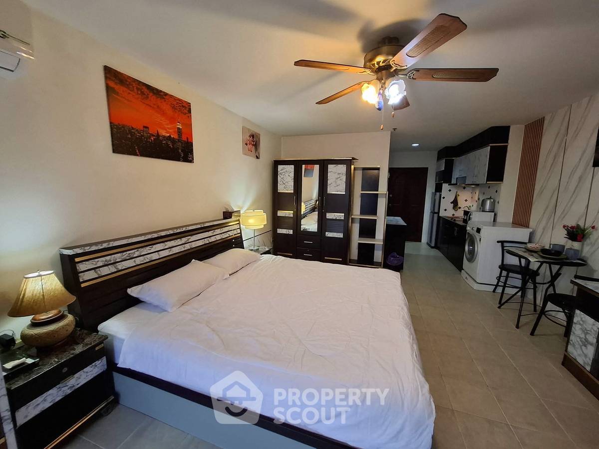 picture 1-BR Condo at View Talay 2 Condominium Jomtien close to Pattaya South (ID 2365657) - 3/15