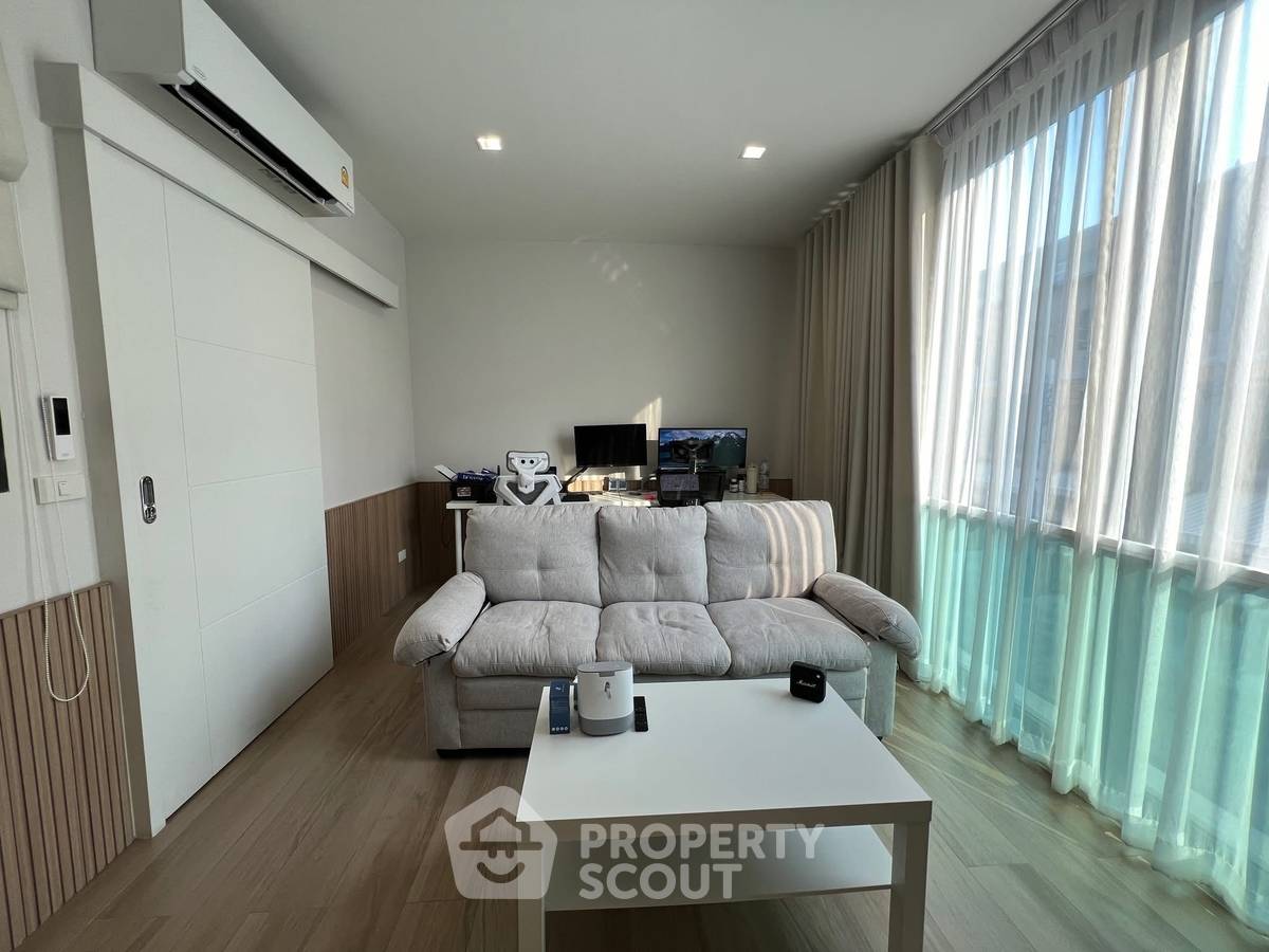 รูป ทาวน์เฮาท์ 4-ห้องนอน ที่ ไอเจ้นท์ พรีเมียม ทาวน์โฮม พัฒนาการ ใน ประเวศ (ID 2365090) - รูปที่ 7/13