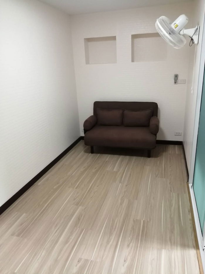 picture Condo for rent, Lumpini Center Happyland Phase 1-4 (1 bedroom), 2nd floor, Building E2, located on Happyland Road, The Mall Bangkapi - 2/14