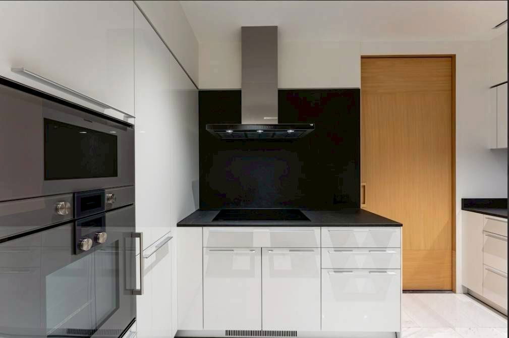 รูป ❖ Super Luxury ❖ 60+ floor, 399.33 sq.m. | 4 bedrooms 3 bathrooms | Near BTS Saphan Taksin 6 min, Asiatique The Riverfront 5 min - รูปที่ 17/21