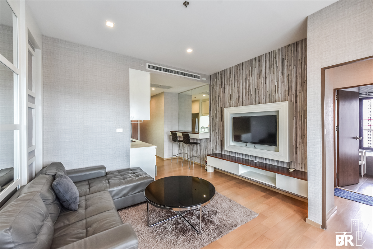 picture Great Price, Prime Location, Dont Miss Out!! Noble Revent near Airport Rail Link Phaya Thai Station - 10/10