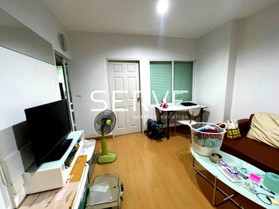 ขายคอนโด : 1 Bed 1 Bath Nice Room Good Location Next to MRT Huai Khwang 0 m. / For Sale-Life @ Ratchada Huay Kwang