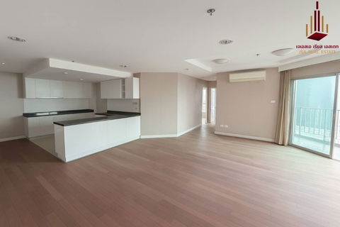 ✨ For Sale: Belle Grand Rama 9 Condo ✨ 💰 Only 10,490,000 THB