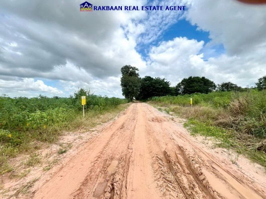 รูป ขายที่ดินเปล่า อำเภอเมืองนครราชสีมา 13ไร่ 2งาน 76ตร.ว. เหมาะสำหรับทำการเกษตร ขายไร่ละ 600,000.- - รูปที่ 8/16