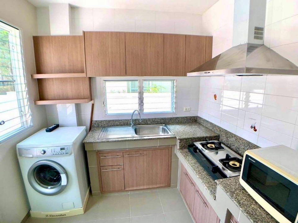 picture For Rent: 2-Storey Corner House at Mantana Rama 9 – Srinakarin (Krungthep Kreetha 7) - 10/18