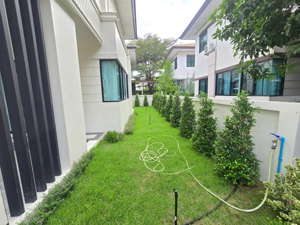 รูป  บ้านแฝดสไตล์บ้านเดี่ยว หลังใหญ่ หมู่บ้าน ฟ้าปิยรมย์  เฟส 11 เนสโต้ ซ.20 ลำลูกกาคลอง 6 ปทุมธานี ตกแต่งรีโนเวทใหม่ พร้อมเฟอร์นิเจอร์ พร้อมอยู่ - รูปที่ 8/32