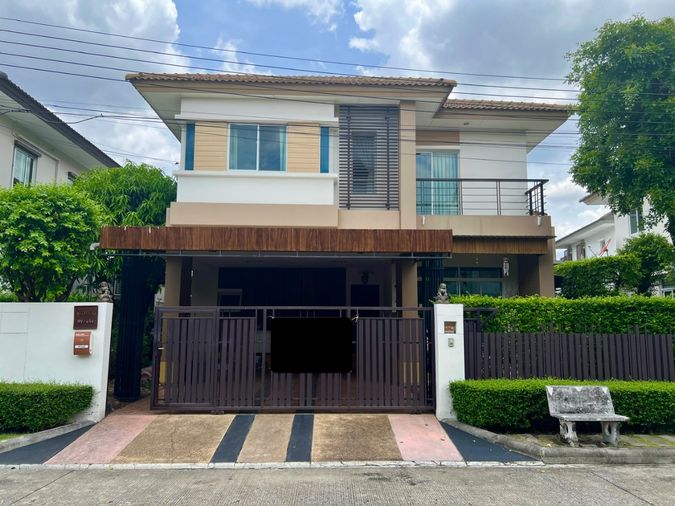 3-bed house for sale, 264 sqm, 52.5 sq wah, Setthasiri Wongwaen - Sukhaphiban 2