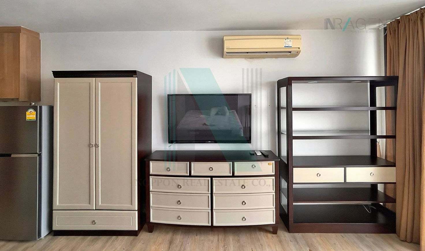 picture 📌 For Sell Condo THE ISSARA LADPRAO Building 1, Floor 17,Studio, Room size 34 sqm - 1/8