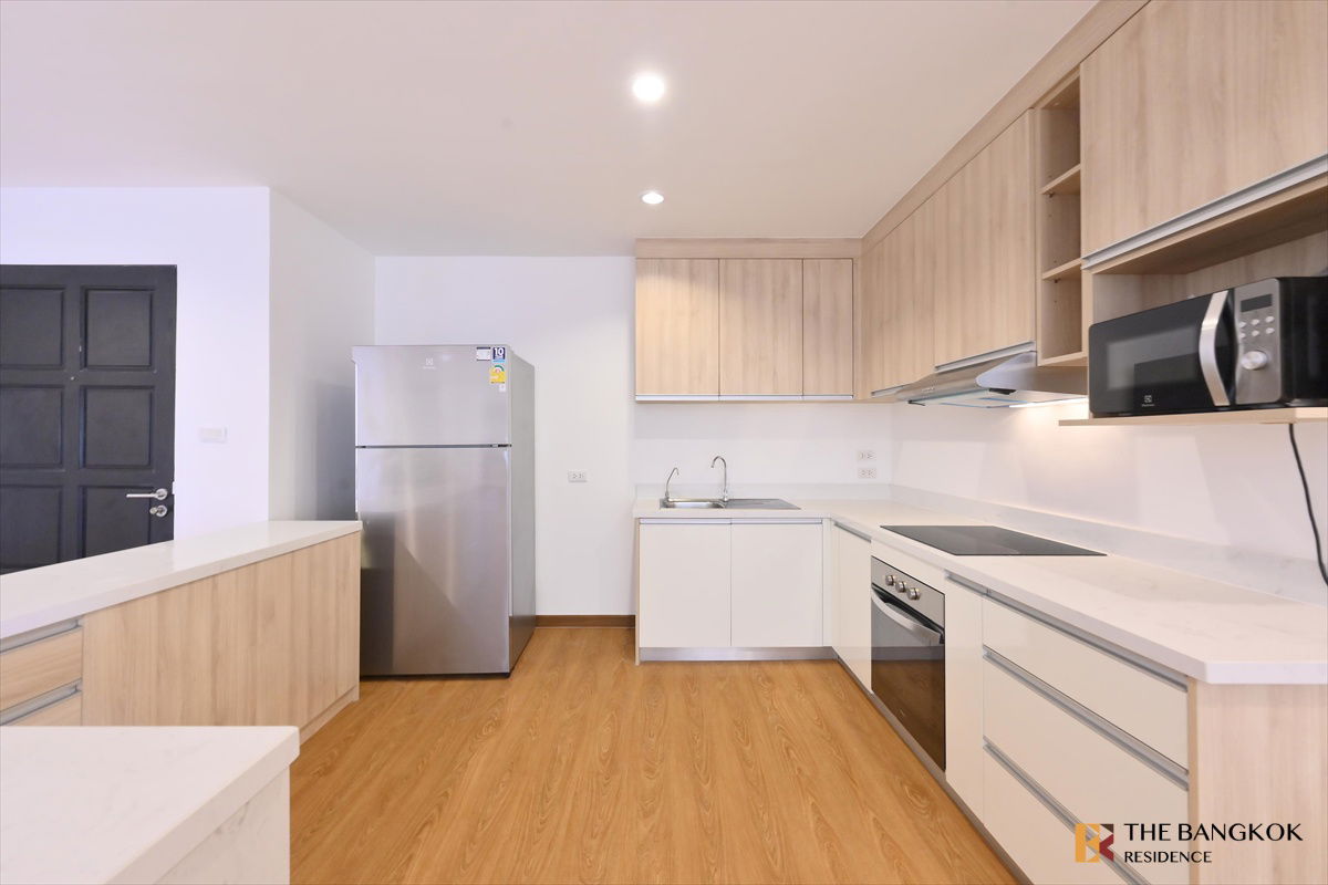 picture ✨✨Premium Luxury Condo in Prime Location Baan Suanpetch near BTS Phrom Phong - 8/11