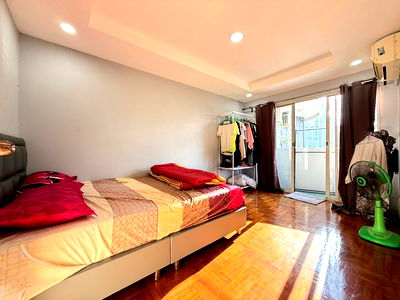 คอนโด BTS ชิดลม : ขายคอนโด วิทยุ คอมเพล็กซ์ Witthayu Complex 58.16ตรม. ชั้น 14 เลี้ยงสัตว์ได้ 