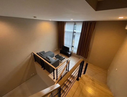 picture FOR RENT ARDEN PHATTANAKARN / 3 bedrooms 4 bathrooms / 20 Sqw. 185 Sqm. **50,000** JUST 15 MINUTES FROM THONGLOR - 3/12