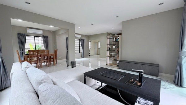 รูป [ให้เช่า] หมู่บ้าน ภัสสร เพรสทีจ บางนา - สุวรรณภูมิ / 3 ห้องนอน 3 ห้องน้ำ / 59 ตรว. 200 ตรม. **55,000** บ้านเดี่ยวโครงการหรู ใกล้สนามบินสุวรรณภูมิ - รูปที่ 4/12