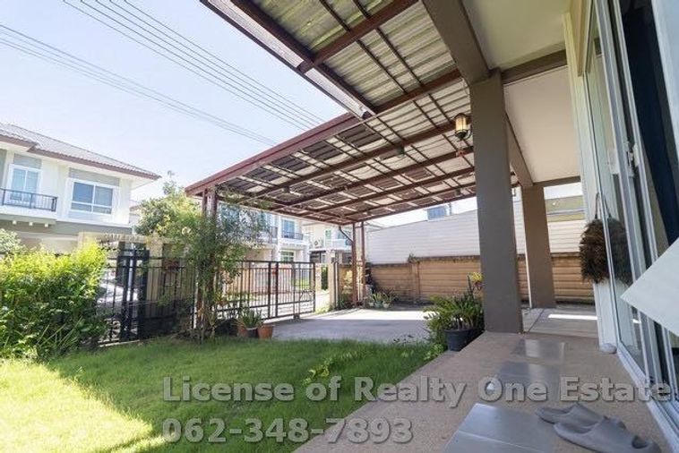 2-story house for sale, Pruksa Village, Passorn Prestige, Phutthamonthon Sai 4, good location, special price, seller pays transfer fees.