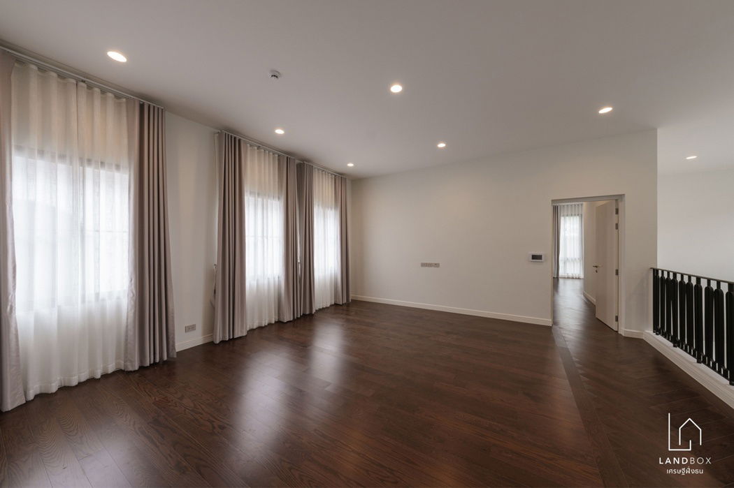 picture Call : 095-797-8899 Narasiri Phahol-Watcharapol, New corner house, very luxurious, 145 sq.wa, 4 Beds, 5 Baths, near MRT Watcharapol - 5/14