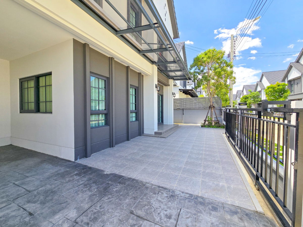 รูป ให้เช่า บ้านเดี่ยว 𝐂𝐞𝐧𝐭𝐫𝐨 𝐁𝐚𝐧𝐠𝐧𝐚 แบบฟรานซิส 4 ห้องนอน ใกล้เมกาบางนา บ้านใหม่ ตกแต่งครบ พร้อมระบบ กรองน้ำภายในบ้าน พร้อมอยู่ทันที - รูปที่ 2/20