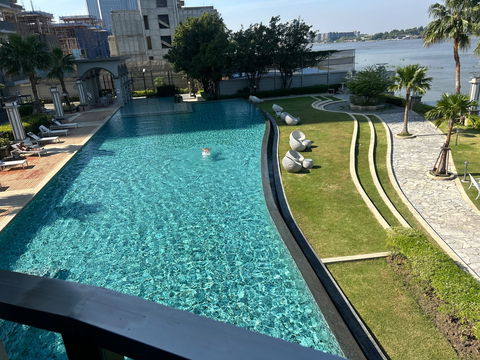 Condo on the Chao Phraya River @Manor Sanambinnam