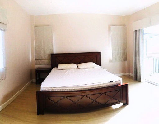 รูป [ให้เช่า] หมู่บ้าน เนอวาน่า สาทร / 3 ห้องนอน 3 ห้องน้ำ / 73 ตรว. 220 ตรม. **45,000** บ้านเดี่ยวทำเลดี ใกล้รถไฟฟ้าบีทีเอสวุฒากาศ - รูปที่ 5/9