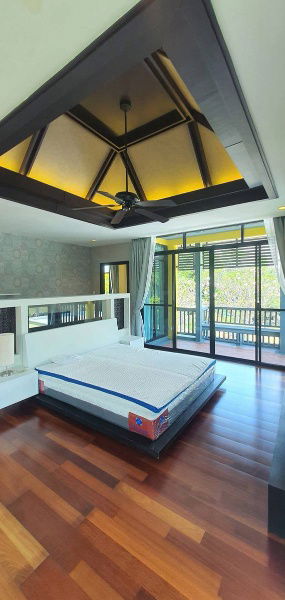 picture Luxury house for sale in Pattaya, The Village at Horseshoe Point project, Bang Lamung, Chonburi - 13/17