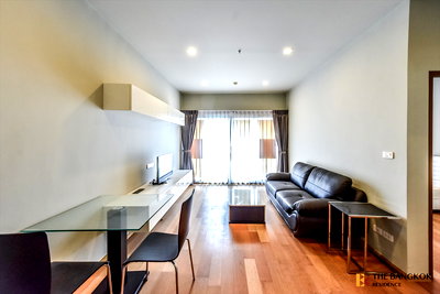 Condos for rent Siam Center : ✨✨Location Near Employment, Surrounded by Lifestyles Noble Revent near Airport Rail Link Phaya Thai Station