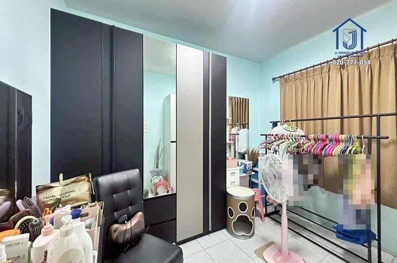 รูป ขายทาวน์โฮม 2 ชั้น หมู่บ้านนิรันดร์วิลล์ สุขุมวิท ถนนเฉลิมพระเกียรติ ร.9 ซอย 22 เเยก 5 ใกล้รถไฟฟ้า MRT สายสีเหลือง - รูปที่ 10/11