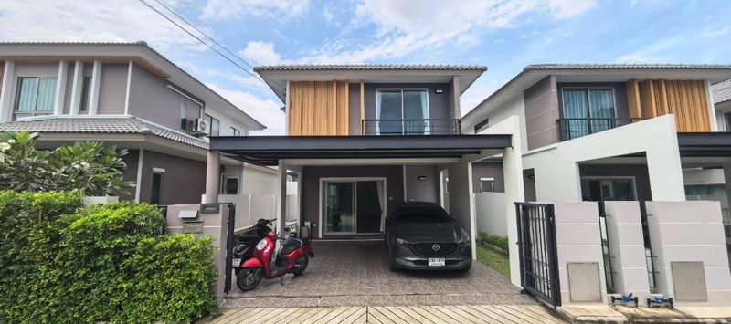 ขายบ้านเดี่ยว : สัมผัสชีวิตใกล้ชิดธรรมชาติ ขายบ้านแฝด 2 ชั้น Life in The Garden โรงโป๊ะ มอเตอร์เวย์ ทำเลศักยภาพ ใกล้นิคมฯ–พัทยา