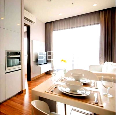 ขายคอนโด : Modern Style 1 Bed with Bathtub High Fl10+ Good Location Close to MRT Thailand Cultural Centre 220 m-IVY Ampio