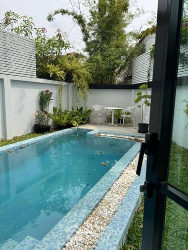 5-bed house for rent, 244 sqm, 62 sq wah, Maison Blanche Sukhumvit 67