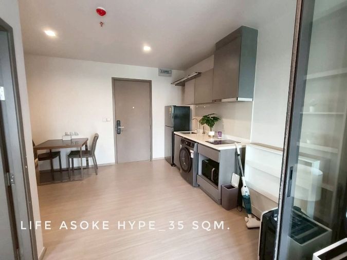 🎉Ready to RENT, available room at Life Asoke Hype 1 bedroom plus with very convenient to travel around 