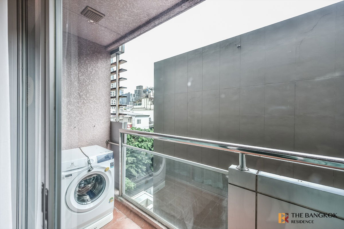 picture ✨✨Silom Grand Terrace Comfortable Living Starts Here near BTS Sala Daeng - 9/11