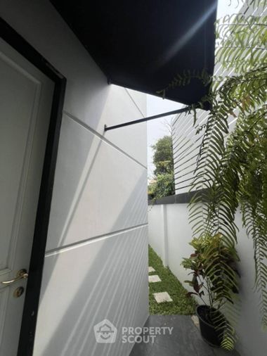 5-bed house for rent, 244 sqm, 62 sq wah, Maison Blanche Sukhumvit 67