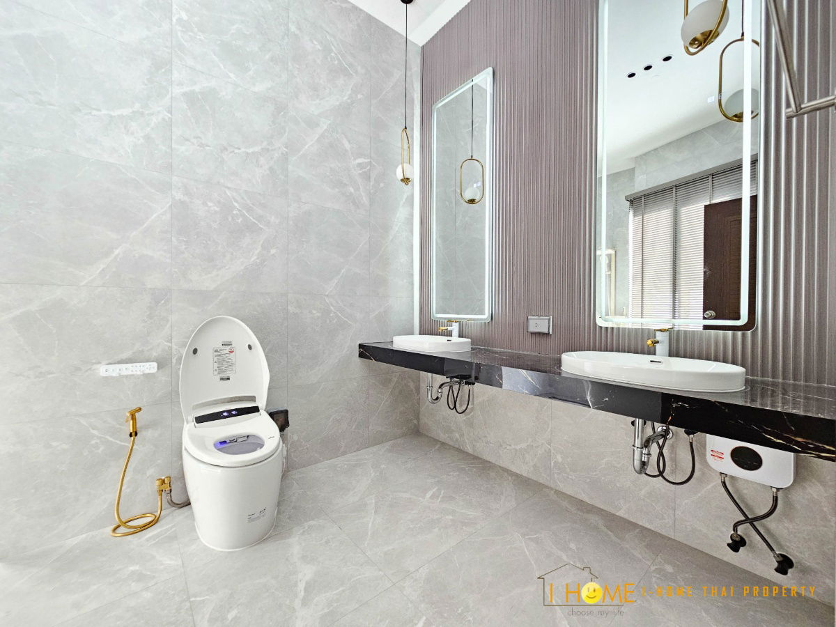 รูป ขายบ้าน Pool villa สองชั้น  3 ห้องนอน  3 ห้องน้ำ  1 ห้องครัว  2 ที่จอดรถ - รูปที่ 29/37