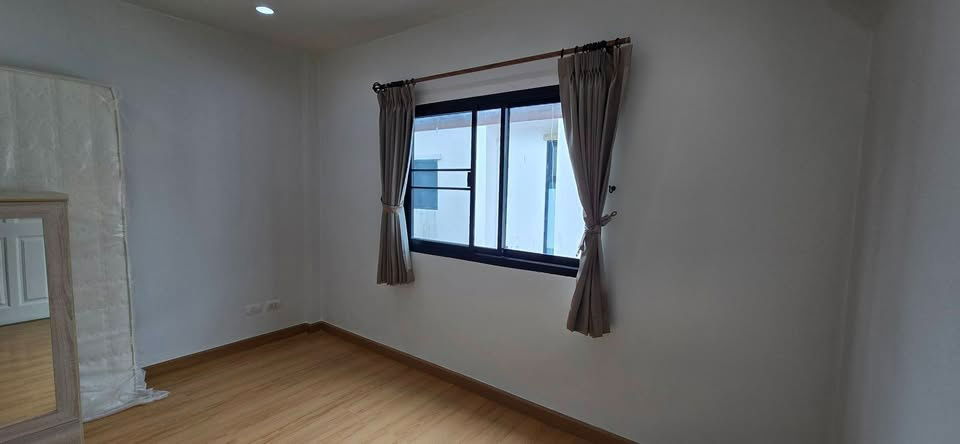 รูป HR2937ให้เช่าโฮมออฟฟิส 3 ชั้น หมู่บ้านสารินวิซ แบริ่ง สุขุมวิท 107 เดินทางสะดวก เหมาะทำออฟฟิศหรืออยู่อาศัย - รูปที่ 10/15