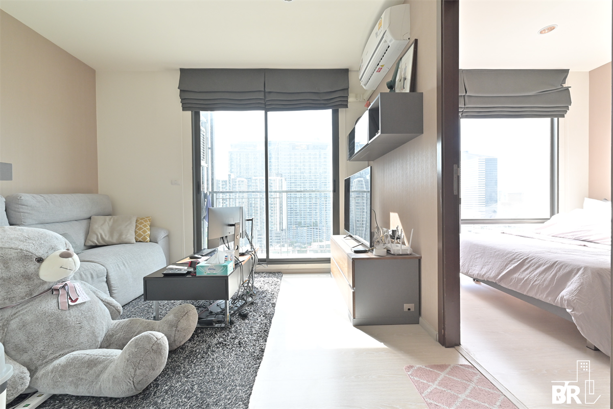 picture RHYTHM Asoke near MRT Rama 9 Station Comfortable and Ready to Move-in - 2/10