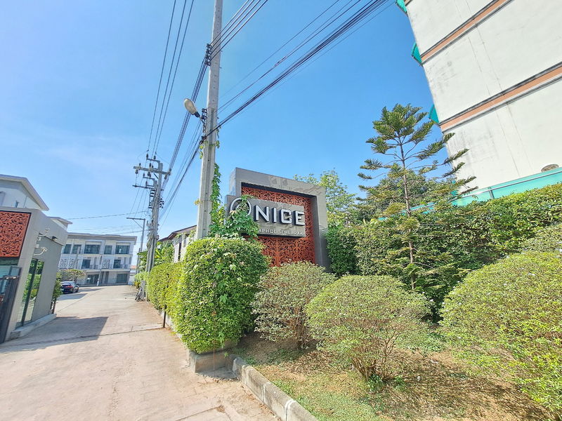 ขายทาวน์โฮม : AV 2483 : แอท ไนซ์ เทพรักษ์–วัชรพล 9