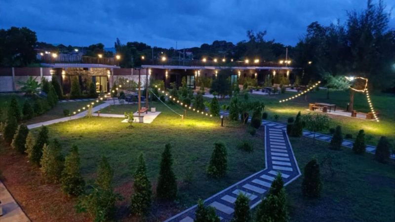 รูป ขายรีสอร์ทใหม่ ปากน้ำประแสร์ แกลง ระยอง พร้อมสวนผลไม้ 4 ไร่ - รูปที่ 1/8