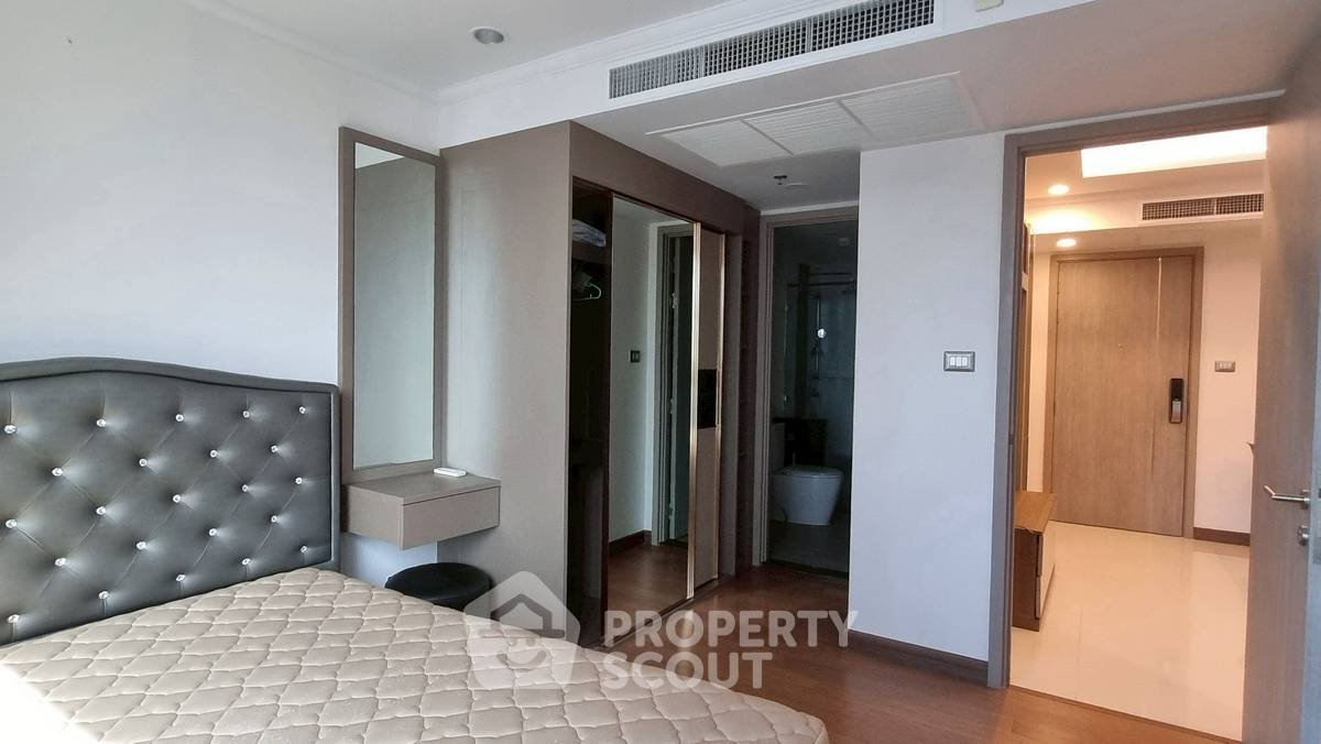 picture 1-BR Condo at Supalai Oriental Sukhumvit 39 near MRT Phetchaburi (ID 2366579) - 5/9
