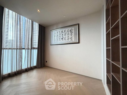 4-BR Condo at The Reserve Sathorn near BTS Sala Daeng (ID 2365240)